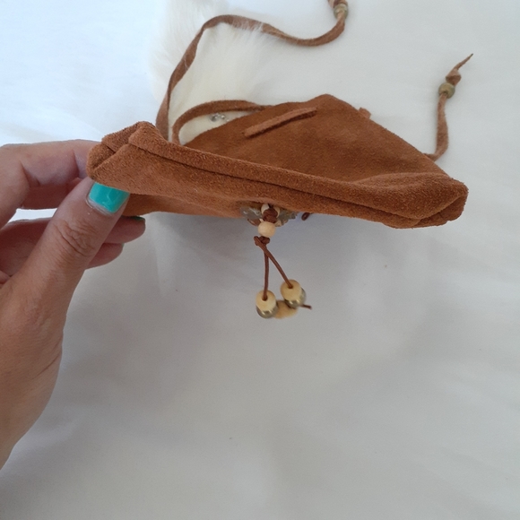 Leather Pouch with Agates and Bunny Fur - Picture 3 of 7